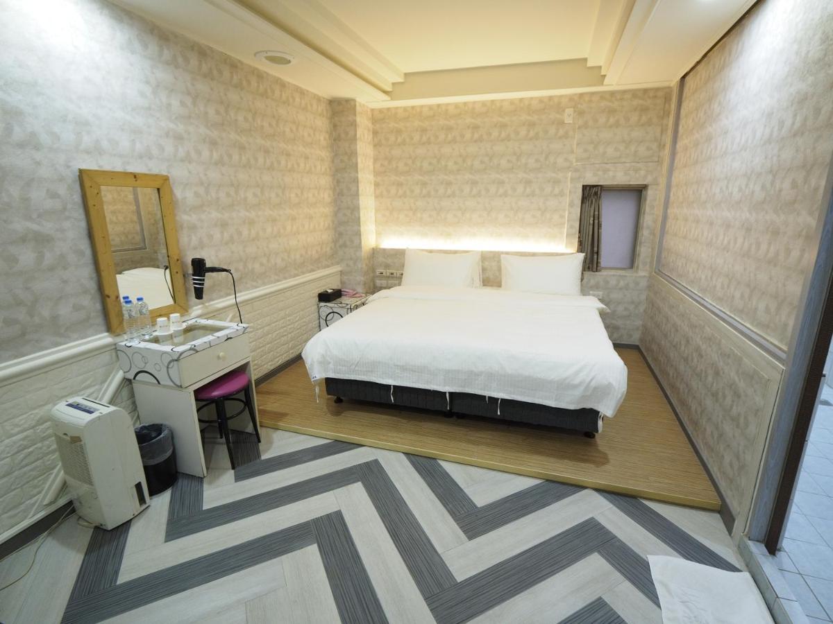 合悅都會商旅 Heyue Hotel Hsinchu Exterior foto